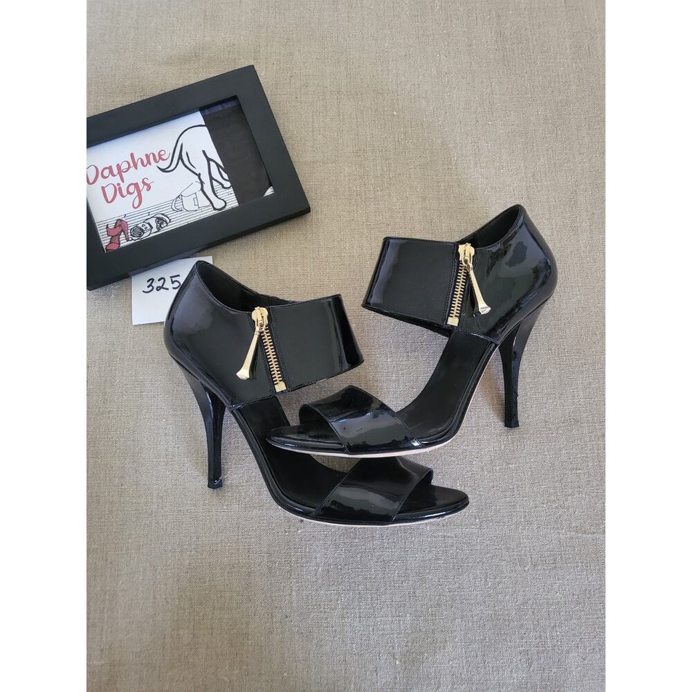 Gucci Glossy Black Patent Leather Stiletto - Women's US 9/EU 39